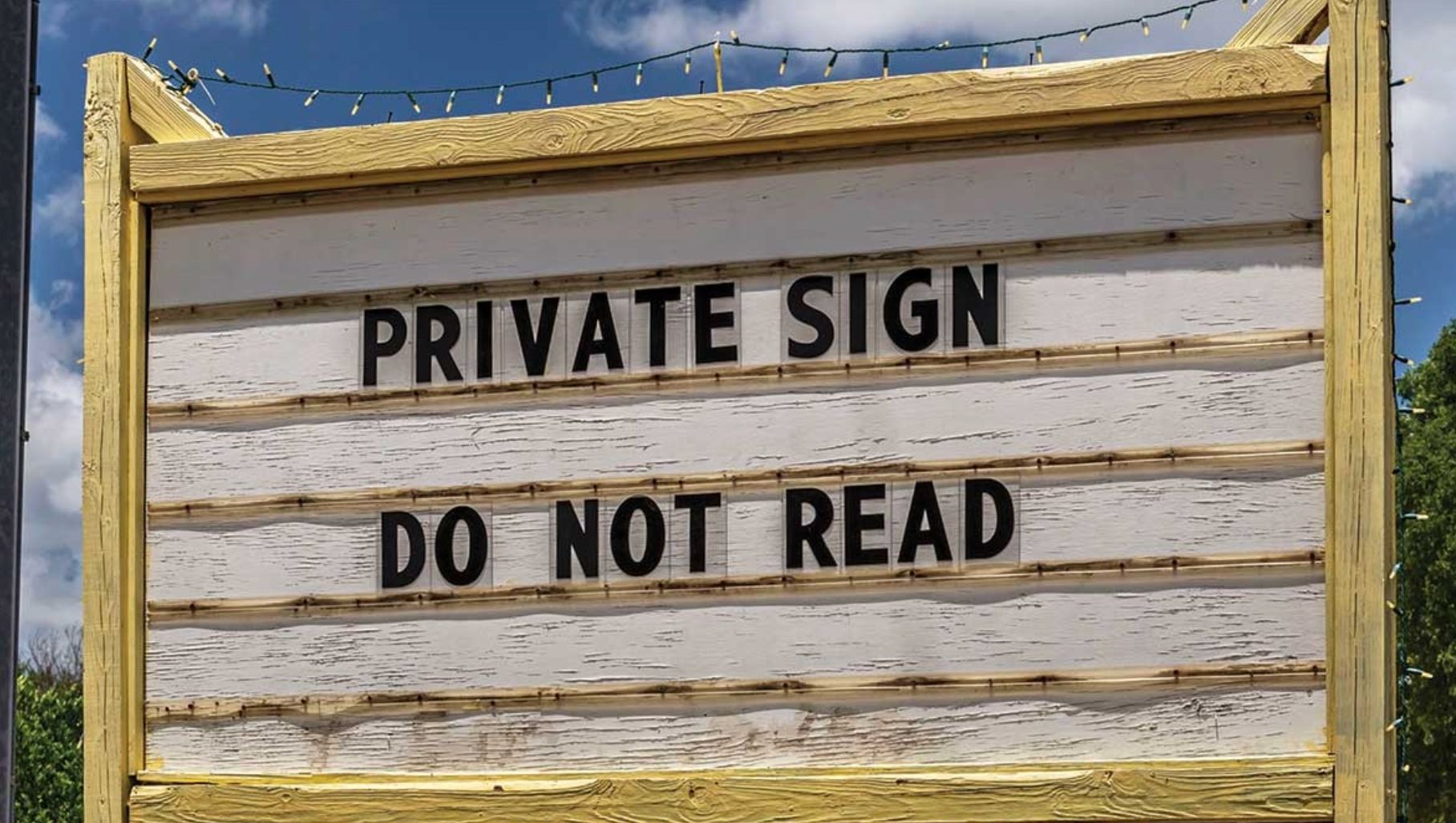 New Plymouth's Unreadable Sign Leaves Locals Philosophically Challenged